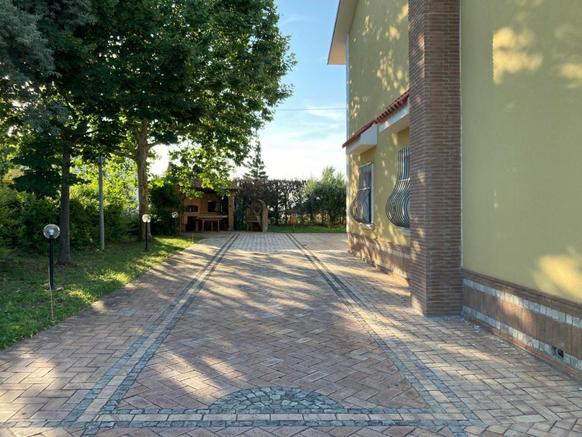 Agriturismo Tenuta Della Madama Venticano Екстер'єр фото
